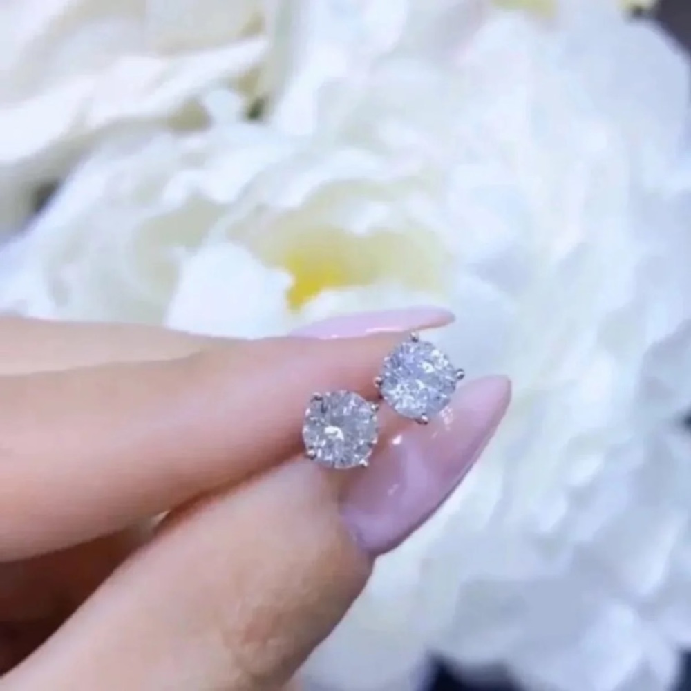 18K White Gold 7mm Diamond Stud Earrings_6